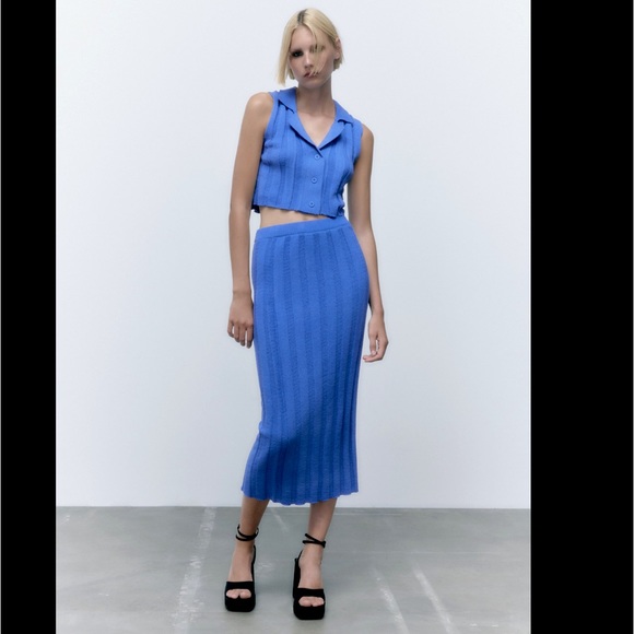 Zara Dresses & Skirts - Zara ribbed knit skirt